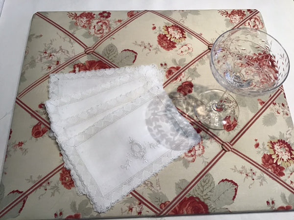 12 vintage pristine white linen/lace/embroidery cocktail napkins,