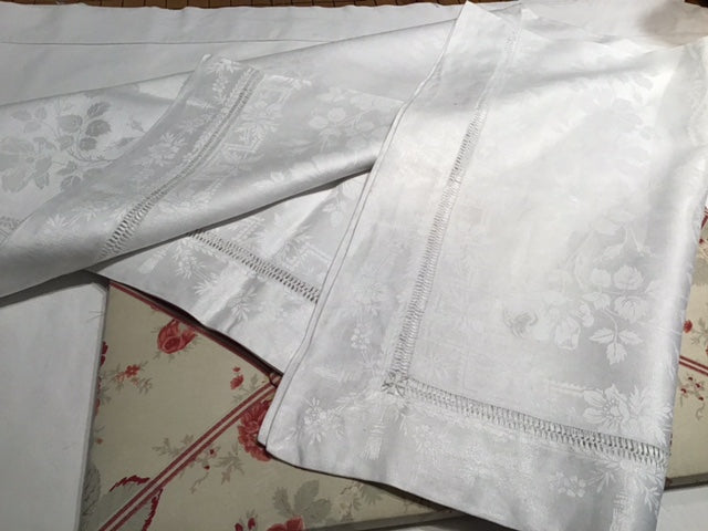 Lovely vintage square linen damask table cloth