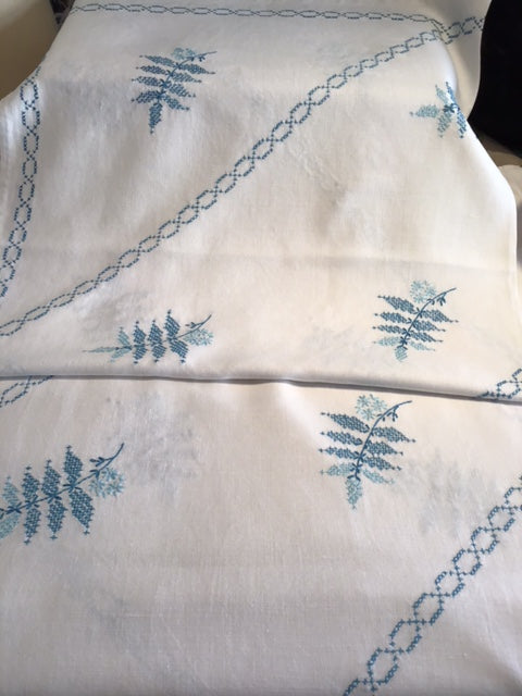 Cross-Stitch linen tablecloth