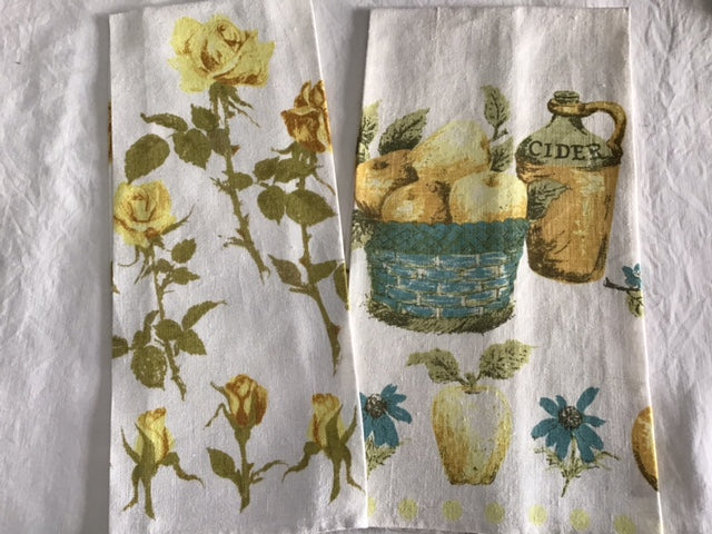 Pair of Luther Travis mid-century linen tea towels